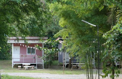Muak Lek Maison | NP โฮมสเตย์ นอนเต็นท์ติดแอร์