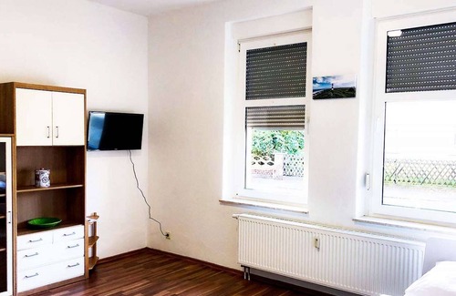 Neupetershain Nord Appartement | NP03 beautiful apartment in Neupetershain with WiFi