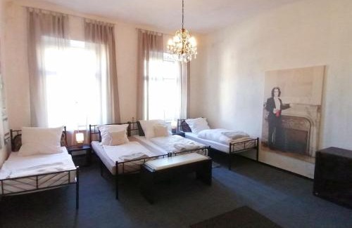 Annaberg-Buchholz Maison | Nr 11 Gästeoase für 4 Personen Familie mit Umkleide Herzens der Stadt