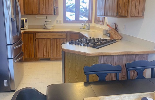 Harbor Springs Maison | Nubs Nob Highlands chalet in Hidden Hamlet on 2 acres! Family Friendly