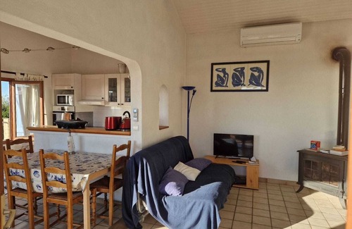 Ile du Levant Villa | Paradis naturiste villa avec piscine vue sur mer