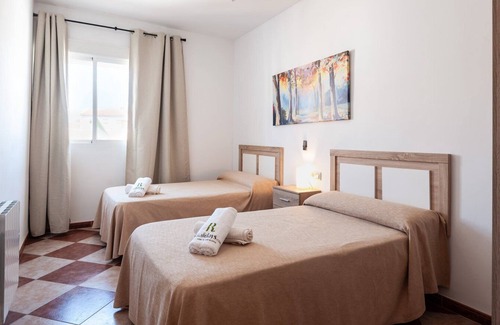 Santa Elena Villa | Nuevas Poblaciones, Despeñaperros Santa Elena by Ruralidays