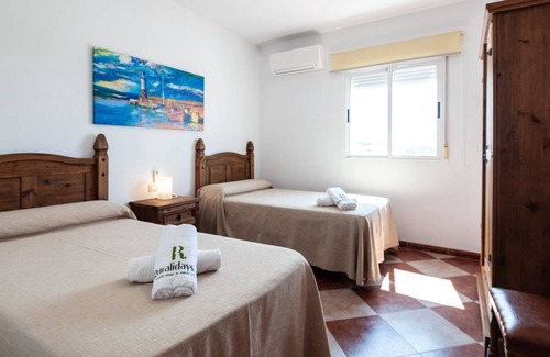 Santa Elena Villa | Nuevas Poblaciones, Despeñaperros Santa Elena by Ruralidays