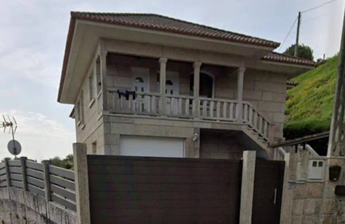 Vilaboa Chalet De Ski | Nuevo Chalet con Encanto y Terraza Vistas ría Vigo