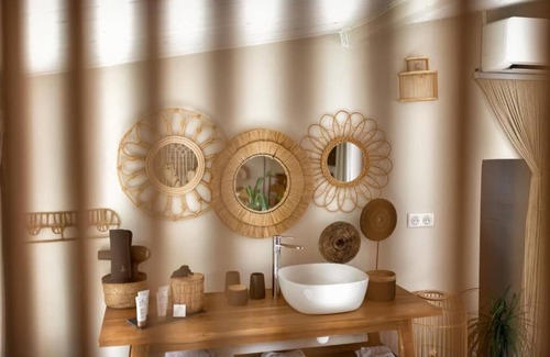 Euzet-les-Bains Hôtel | Nuitées Bohèmes