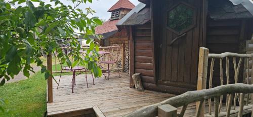 Azerailles Autre | Nuit insolite, repas autour du feu, sauna, jaccuzi