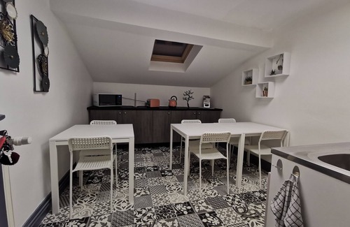 Saint-Laurent-sur-Saone Appartement | Logement - Nuit tendance centre ville de Mâcon 4