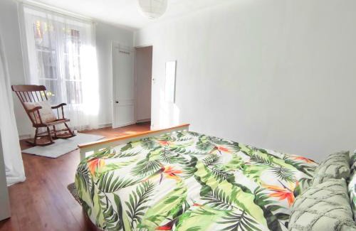 Le Dorat Appartement | Number 22 - Le Dorat - Apartment One with garden & free parking