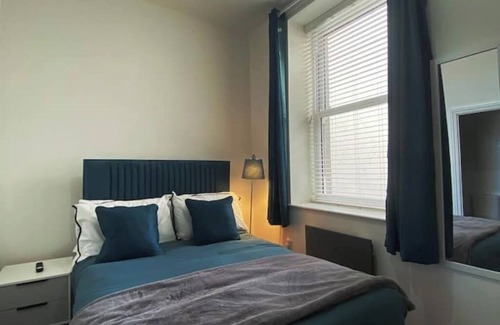 Douglas Appartement | Number 3, 8 Clifton Terrace