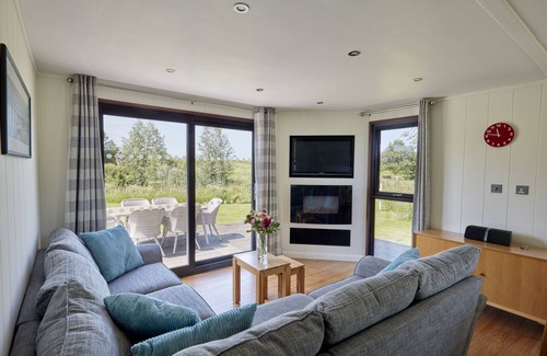 Frome Cabine | Nunney Lodge, a rural retreat on the outskirts of Frome, near Longleat Safari Park and Bath!