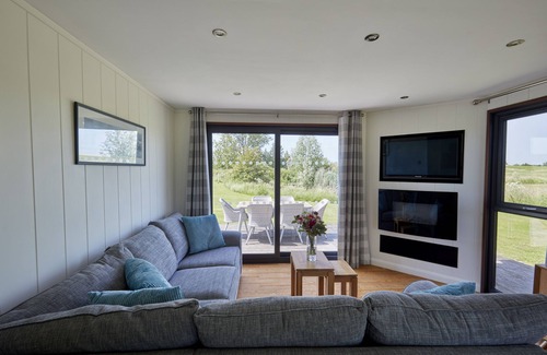 Frome Cabine | Nunney Lodge, a rural retreat on the outskirts of Frome, near Longleat Safari Park and Bath!
