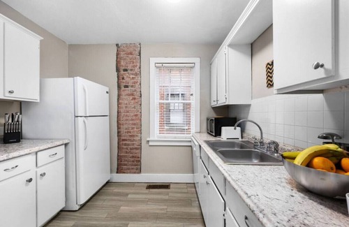 Mesta Park Appartement | NW 20th #1 (OKC) · Step Back in Time Historic Details-Ideal Location