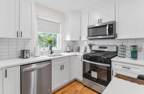Ampere Lit Et Petit-Déjeuner | NYC Loft Escape in Newark