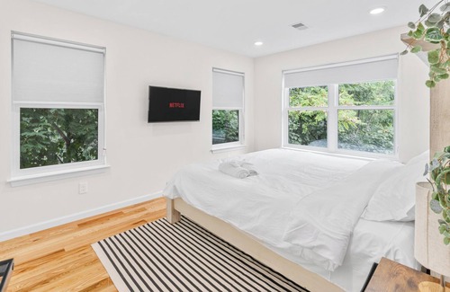 Ampere Lit Et Petit-Déjeuner | NYC Loft Escape in Newark