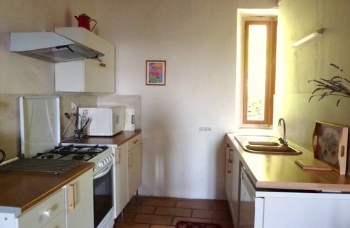 Nyons Cottage | NYONS Logis autonome pour 4 à 6 pers dans un Mas calme aux senteurs de Provence