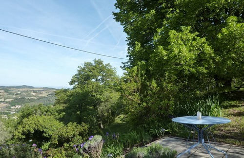 Nyons Cottage | NYONS Logis autonome pour 4 à 6 pers dans un Mas calme aux senteurs de Provence