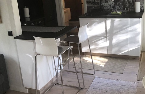 Sveg Appartement | Nyrenoverad Toppmodern Lägenhet
