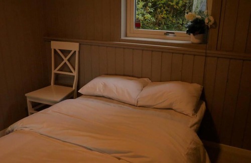 Leknes Appartement | Nyrenovert leilighet med gratis parkering