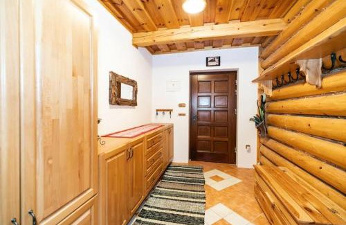 Kordiky Maison | Očarujúci drevený dom v prírodnom prostredí