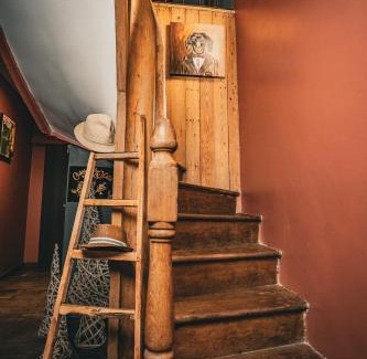 Vireux-Wallerand Maison | O bois dormant