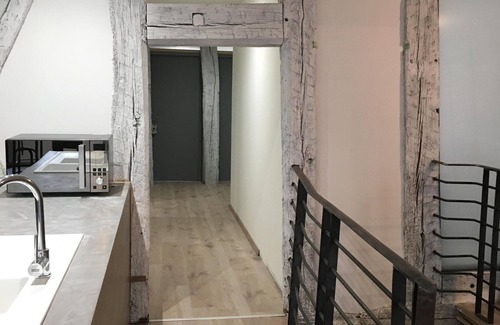 Issigeac Cottage | Ô Coeur d'Issigeac, loft spacieux du XVème siècle.