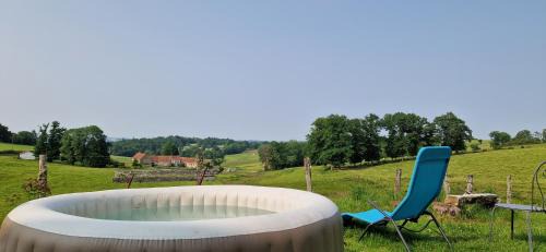 Saint-Yrieix-la-Montagne Maison | O Fil de l'hôte