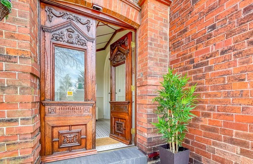 Chapeltown Maison | * O.manor: for your most amazing relaxed stay + Free Parking & Fast WiFi *