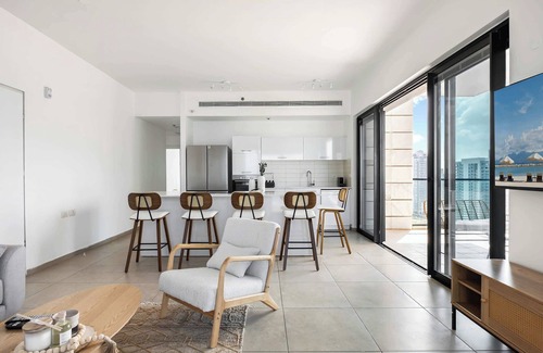 Bat Yam Appartement | O&O Group- Family Getaway | Sea View & Parking