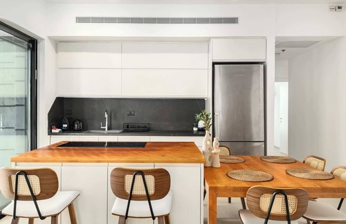 Bat Yam Appartement | O&O Group – Stylish 3BR Tower | Seaview | Parking
