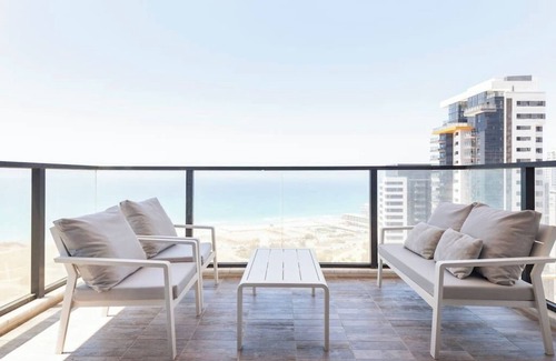 Bat Yam Appartement | Oַ&O Group- Luxury Apt Tower Best Sea View Bat Yam