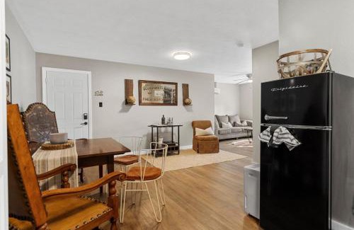 Cave City Appartement | Oak and Amber