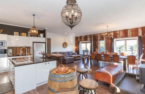 Jindabyne Maison | Oak and Barrell 7 Twynam Street
