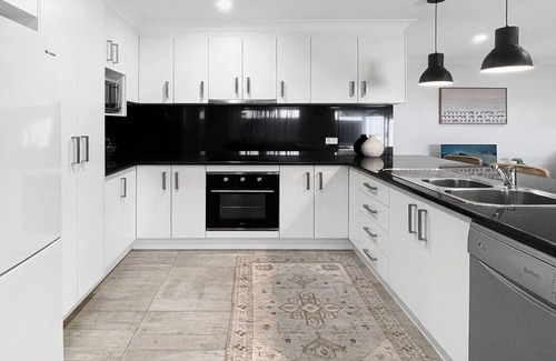 Oak Flats Maison | Oak Flats Escape - Pet Friendly