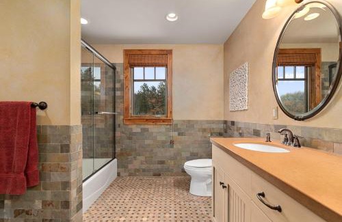 Walker Maison | Oak Haven