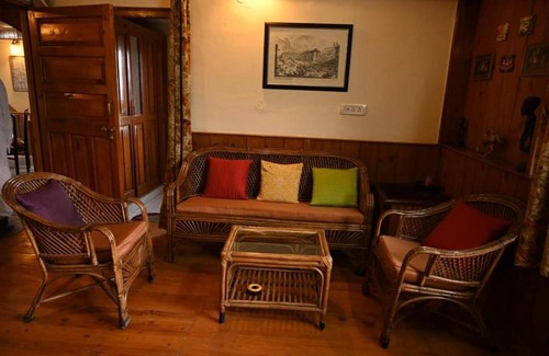 Rajgarh Maison | Oak hill homestay