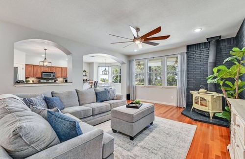 Liberty Hill Maison | 'Oak Hollow'- 40 Acre Country Escape w/ Pool, Sauna, Pet-Friendly!
