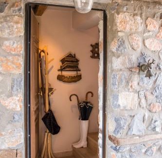 Aghios Athanasios Appartement | Oak & Pine