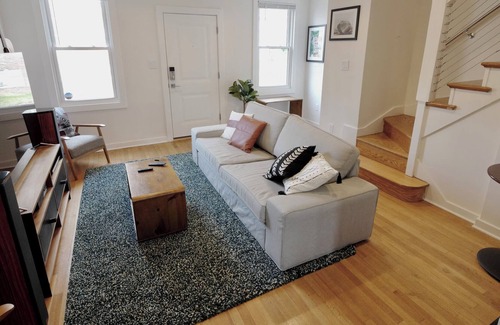 Mount Pleasant Maison | Oak St. Oasis Summary
