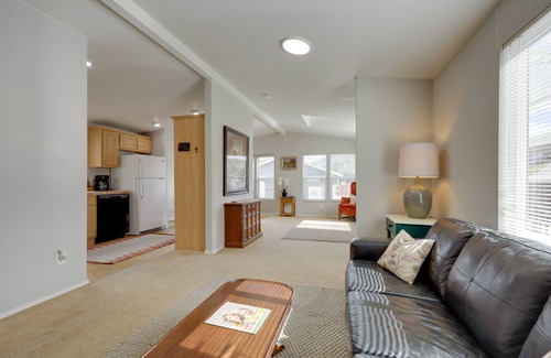 Oak View Maison | Oak View Home - Close to Beaches & Trails!