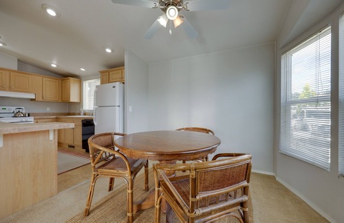 Oak View Maison | Oak View Home - Close to Beaches & Trails!