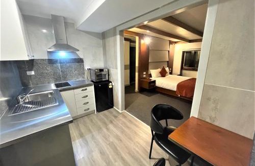 Burnie Maison | Oakleigh House