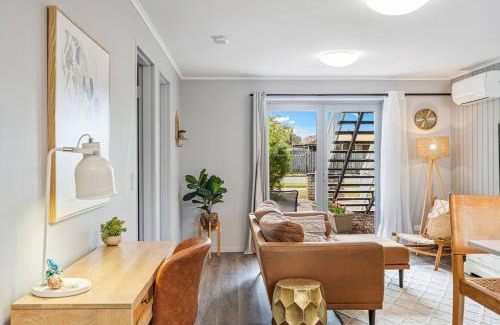 Torquay Appartement | Oaklight on Truro - Steps to Torquay Beach and Dining