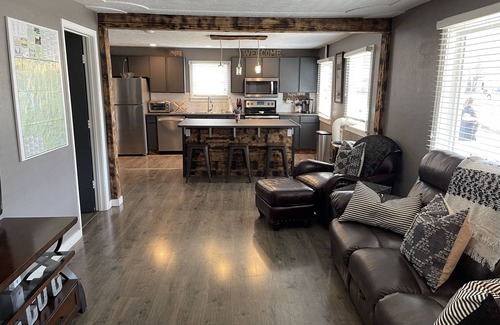 Oakridge Maison | Oakridge Union Cog House 3Brdm dans le meilleur emplacement près de la brasserie et des sentiers