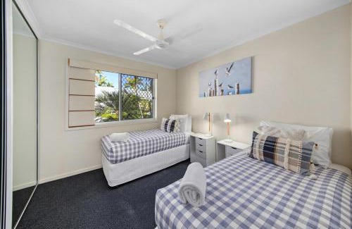 Golden Beach Maison | Oaks Family Getaway - Resort, Beach