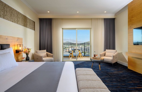 Buq'ata Hôtel | OAKS HOTEL