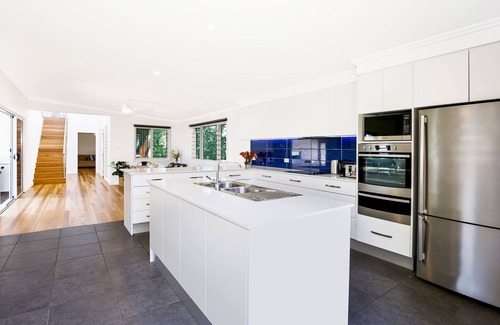 Callala Beach Maison | Oakwood at the Beach – eco family home + pool