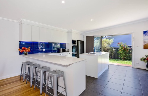 Callala Beach Maison | Oakwood at the Beach – eco family home + pool