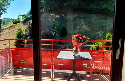 Mombercelli Appartement | Oasi del Monferrato - appartamento rosso