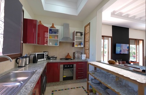 Oulad Hassoune Villa | villa avec piscine privative, vue sur l’Atlas.