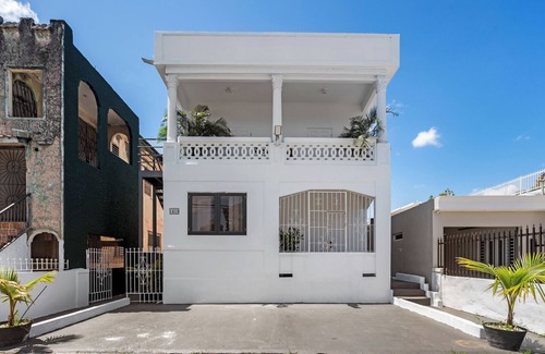 Hipodromo Appartement | Oasis - Acogedor Refugio en Santurce — Cálido y Estiloso